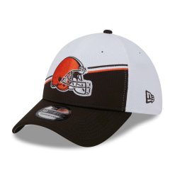 Cleveland Browns On Field 2023 NFL Sideline New Era 39THIRTY Flex Cap White